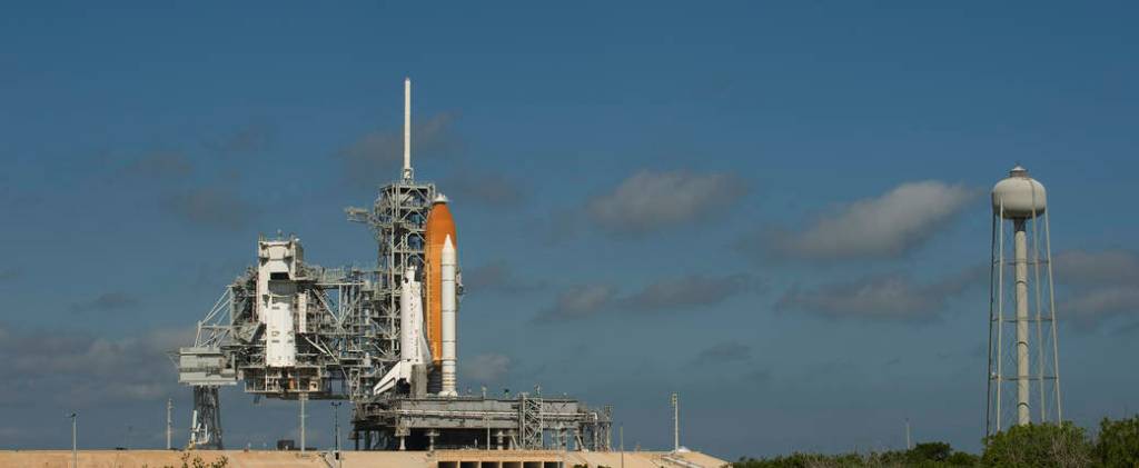 Discovery Poised for Flight