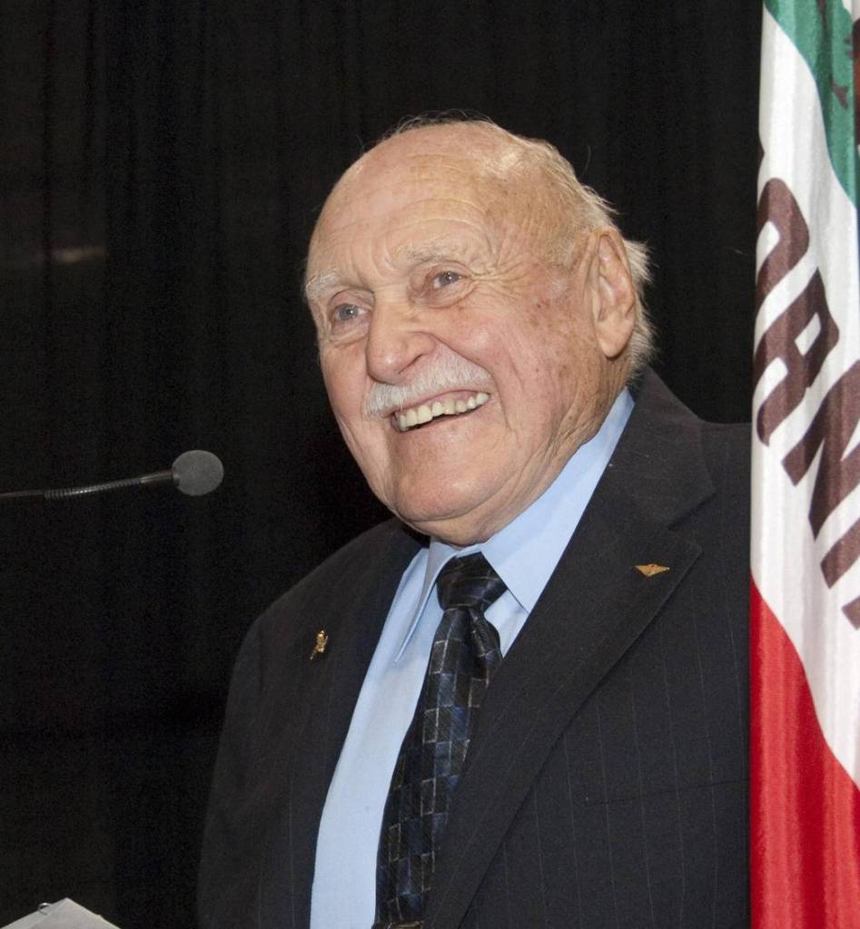 NASA Dryden’s John McTigue Honored as Eagle