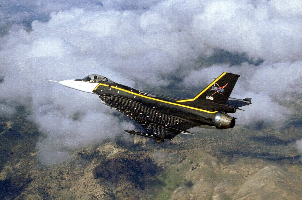 F-16XL #1 CAWAP Flight