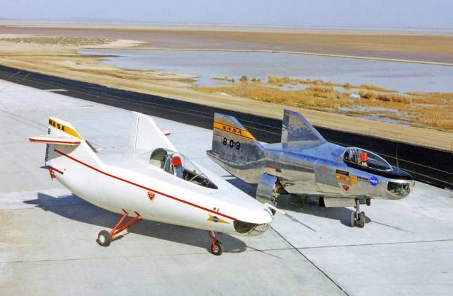 M2-F1 and M2-F2 Lifting Bodies on Ramp