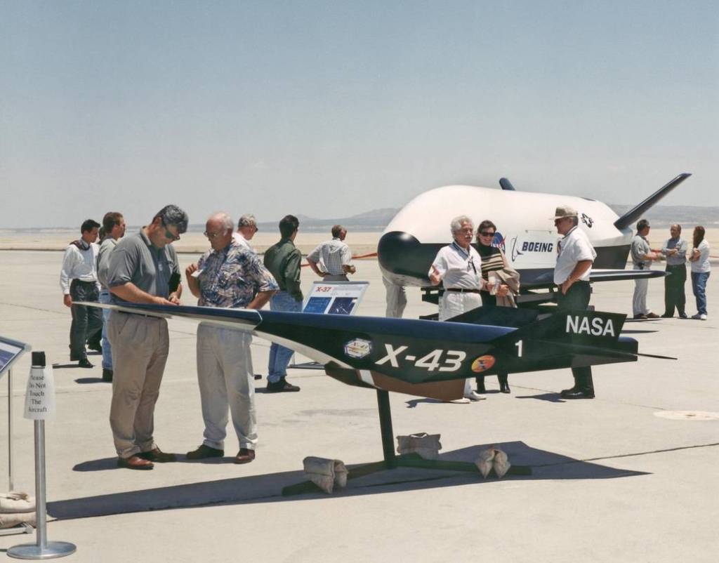 Aerospace Industry Representatives View Actual and Versions of ‘X-Planes’