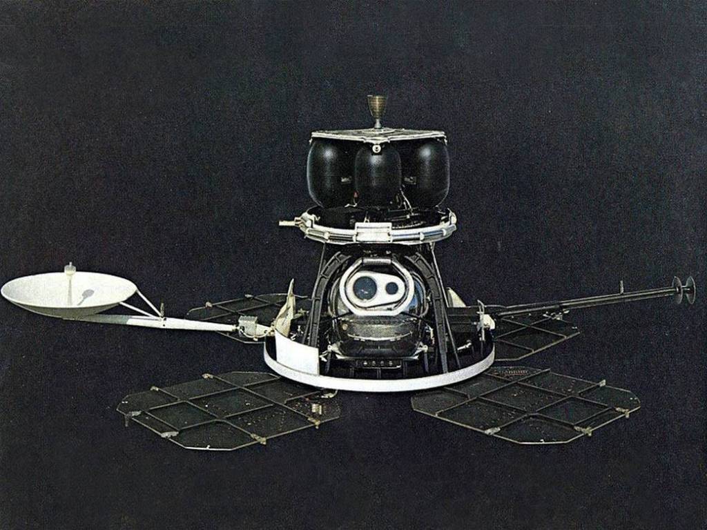 Lunar Orbiter