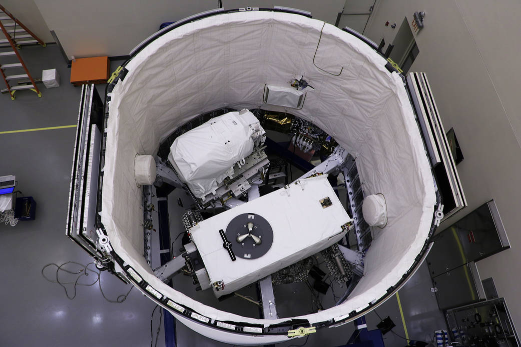 ECOSTRESS, Latching End Effector Integrated into SpaceX Dragon Truck