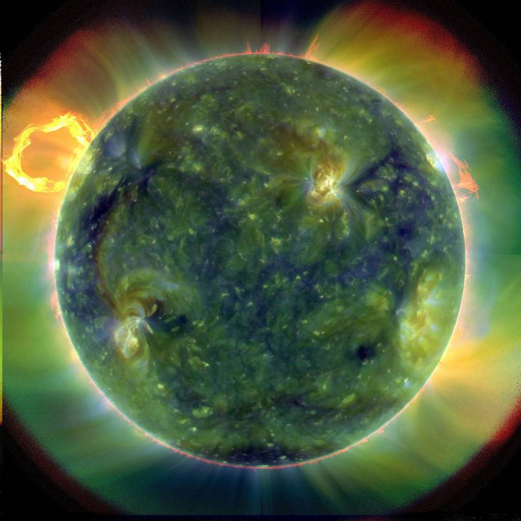 Solar Dynamics Observatory First Light Image