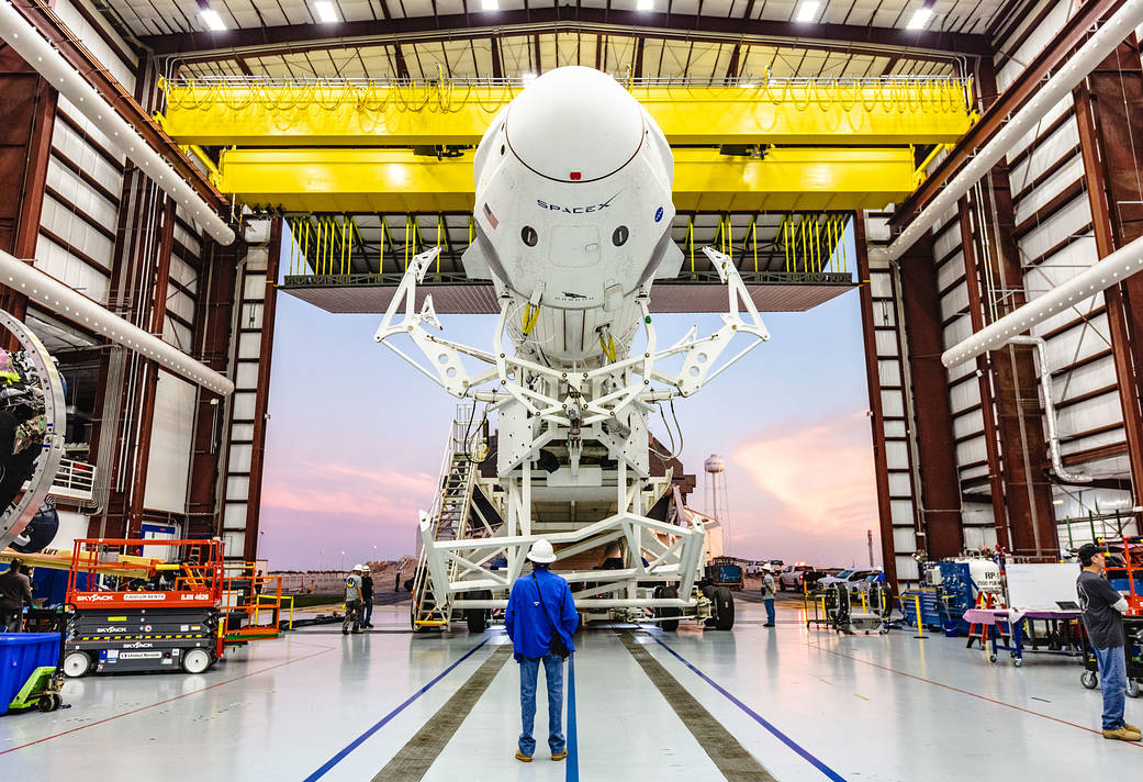 Falcon 9, Crew Dragon Roll to Launch Pad