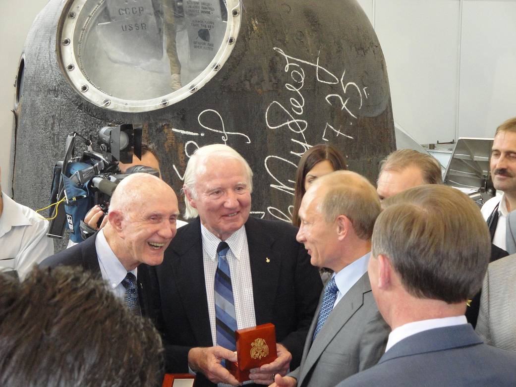 Russian Prime Minister Meets with Apollo-Soyuz Crew