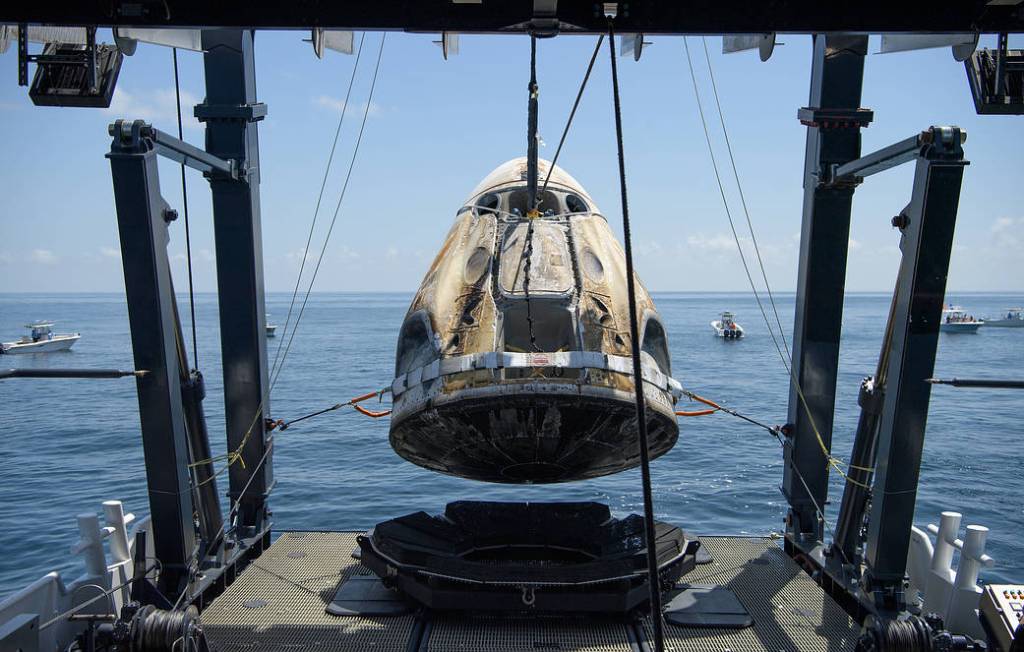 SpaceX Crew Dragon Endeavour Lifted Aboard Recovery Ship
