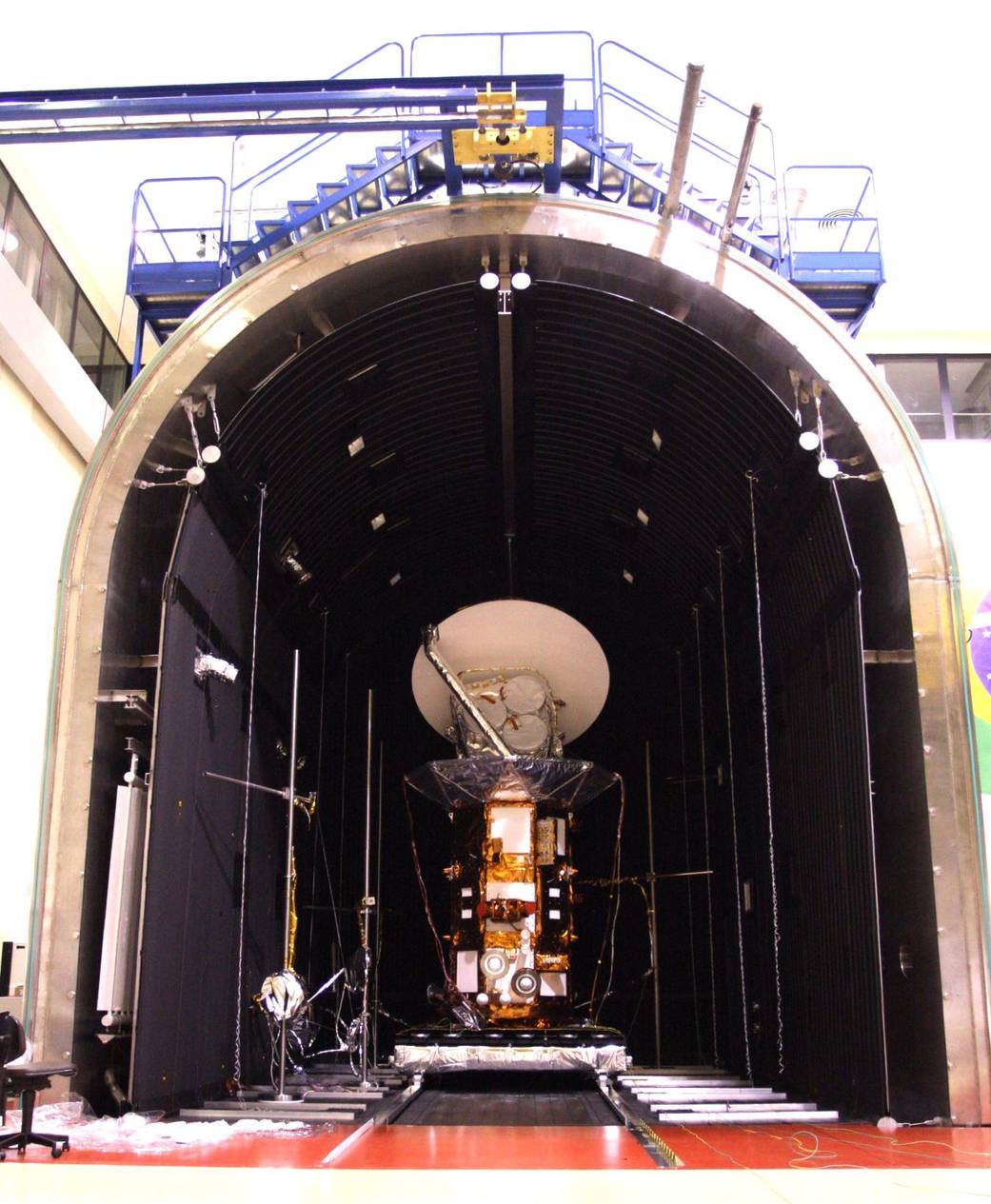 Prepping Aquarius for Thermal Vacuum Tests