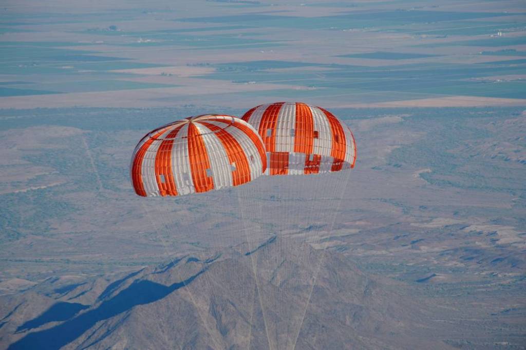 Orion Parachute Test, Sept. 24, 2010