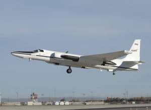 ER-2 #806 Lifts Off from Plant 42