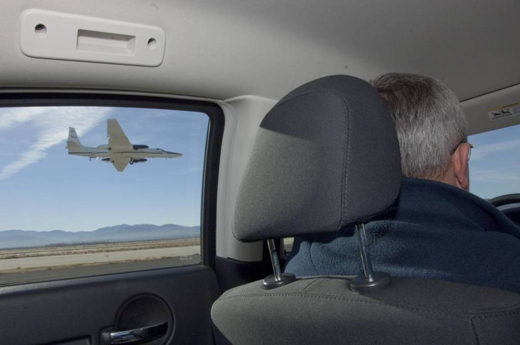 ER-2 With Charger Safety Chase