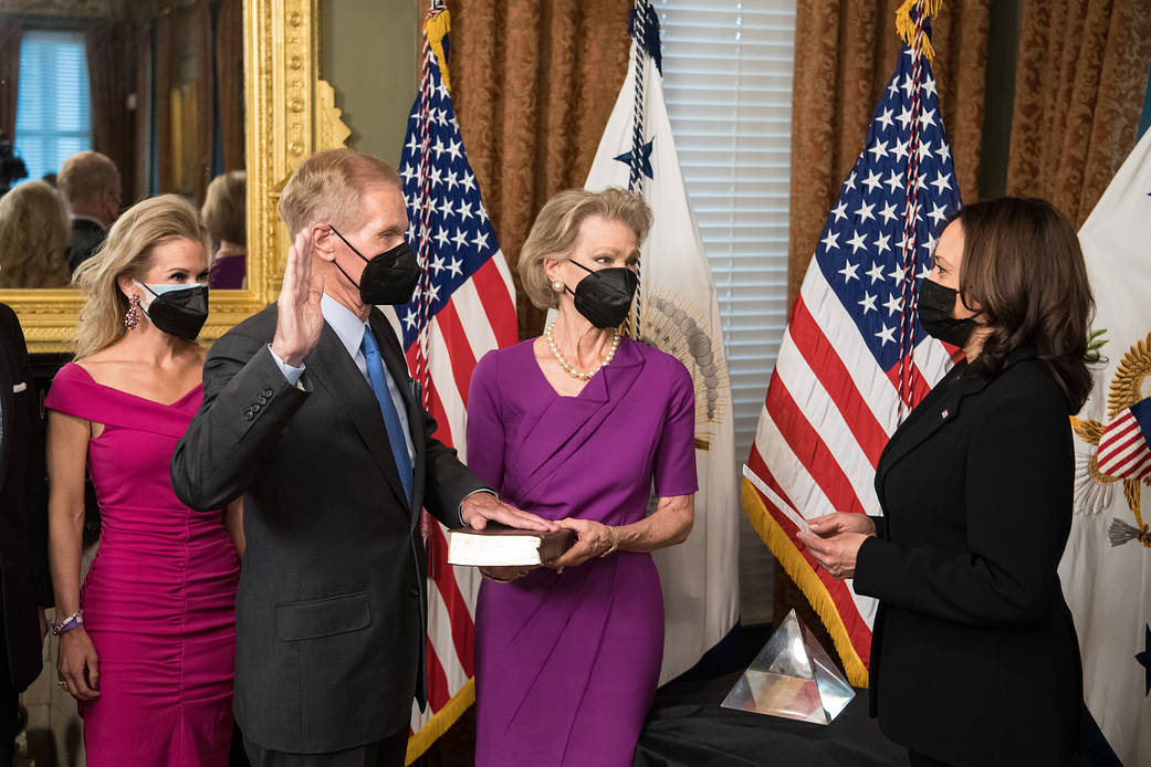 Former Senator Bill Nelson, is ceremonially sworn-in as the 14th NASA Administrator by Vice President Kamala Harris.