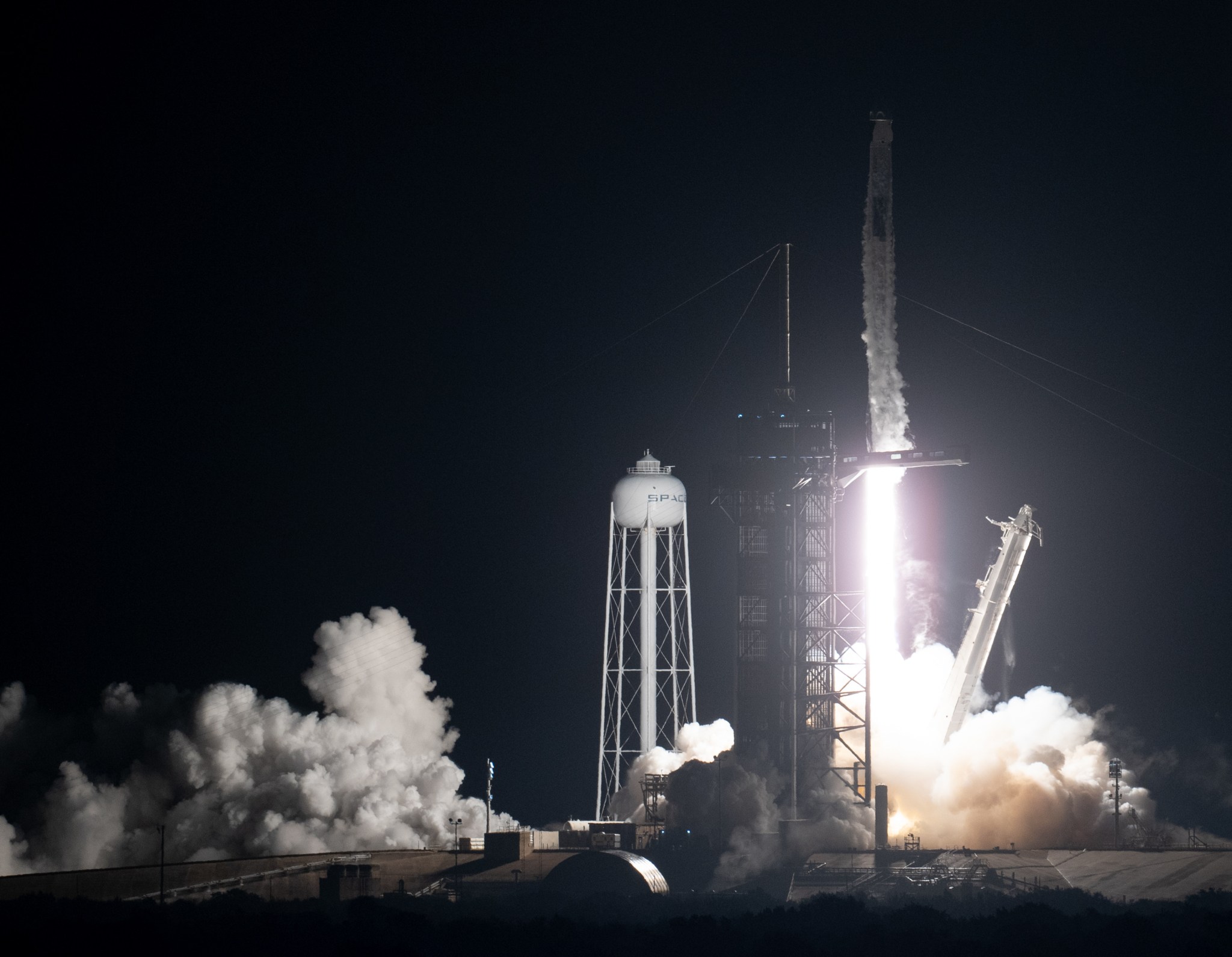 SpaceX Falcon 9 rocket liftoff