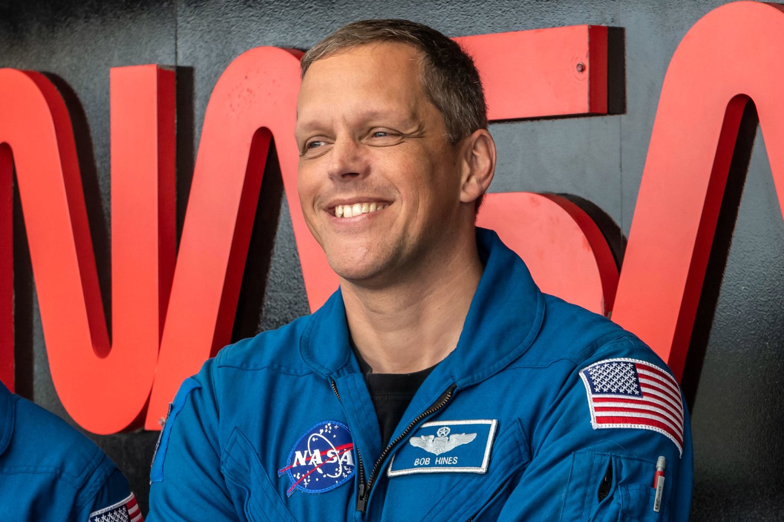 NASA astronaut and SpaceX Crew-4 pilot Robert “Bob” Hines participates in a training session at Kennedy Space Center in Florida.
