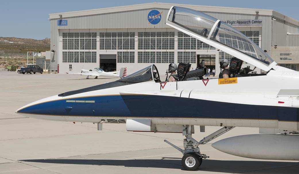 Pilots Prep for Sonic Boom Suppression Project Flight
