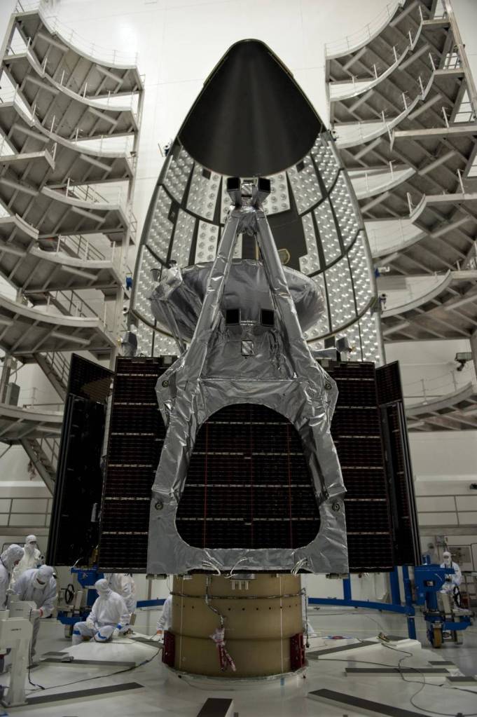 Juno Enclosed