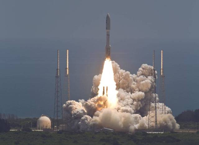 Its motors blazing, the United Launch Alliance Atlas V-551 launch vehicle carrying NASA's Juno planetary probe is off to a roaring start after lifting off from Space Launch Complex 41.