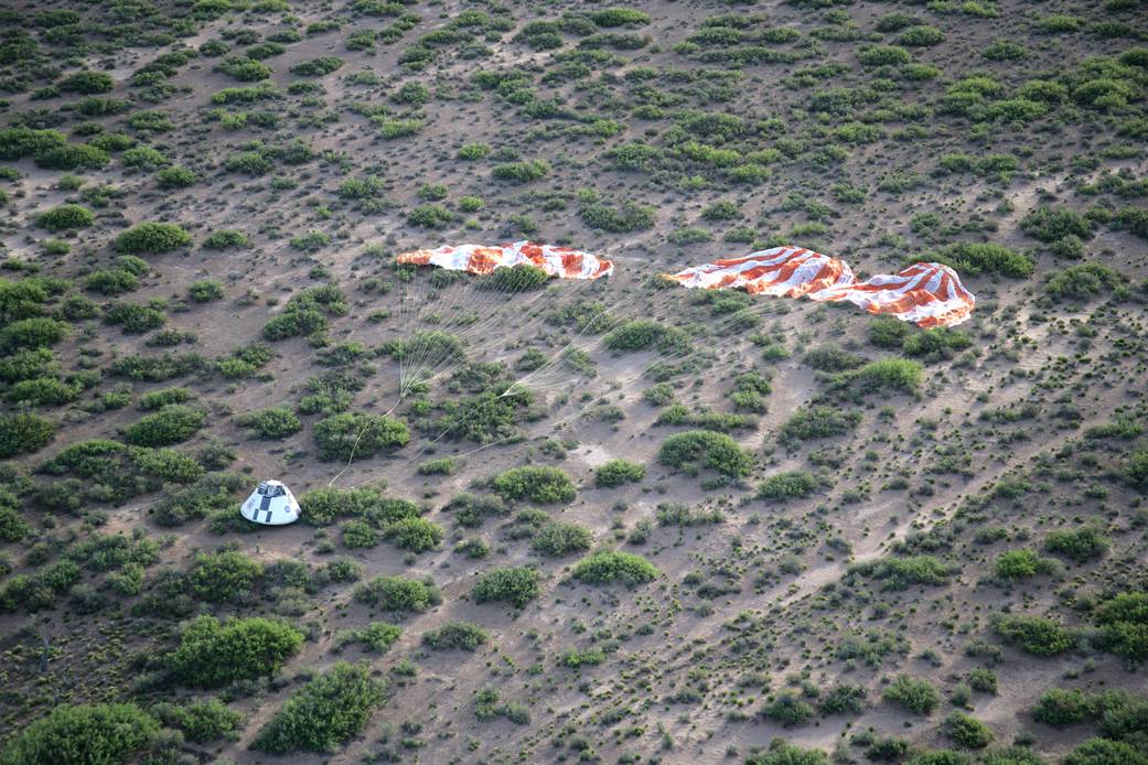 Crew Module Main Parachutes