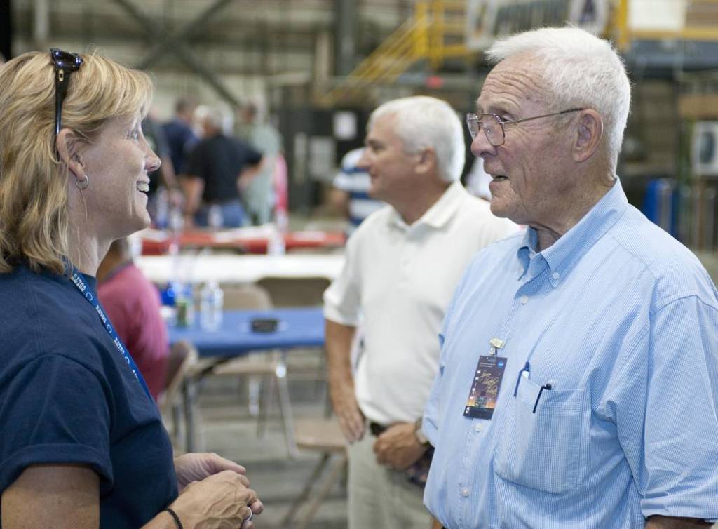 NASA Dryden Honors Space Shuttle Program Staff