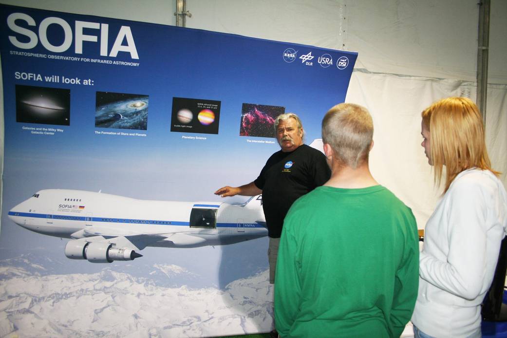 SOFIA Exhibit at Balloon Fiesta