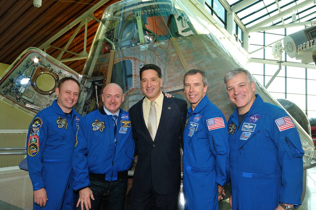 STS-134 Crew at the California Science Center
