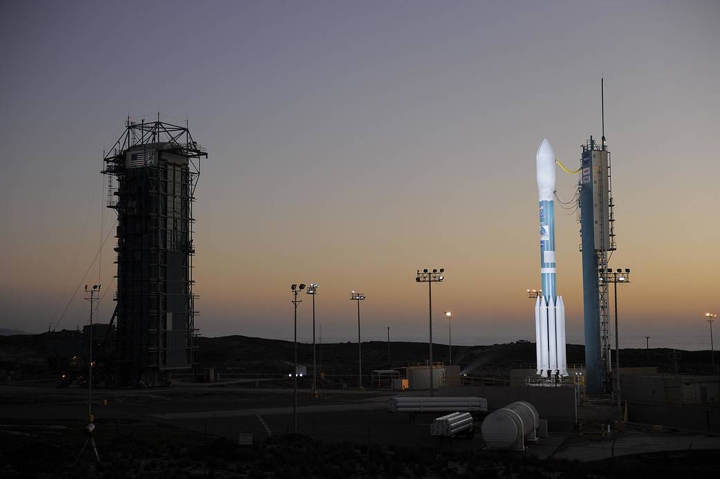 A United Launch Alliance Delta II rocket stands ready to launch NASA’s National Polar-orbiting Operational Environmental Satellite System Preparatory Project (NPP) spacecraft into Earth orbit.