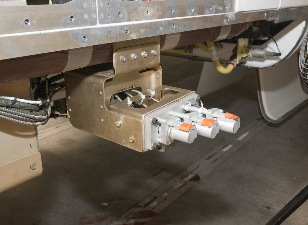 Mini-DOAS Mounted in Global Hawk Payload Bay