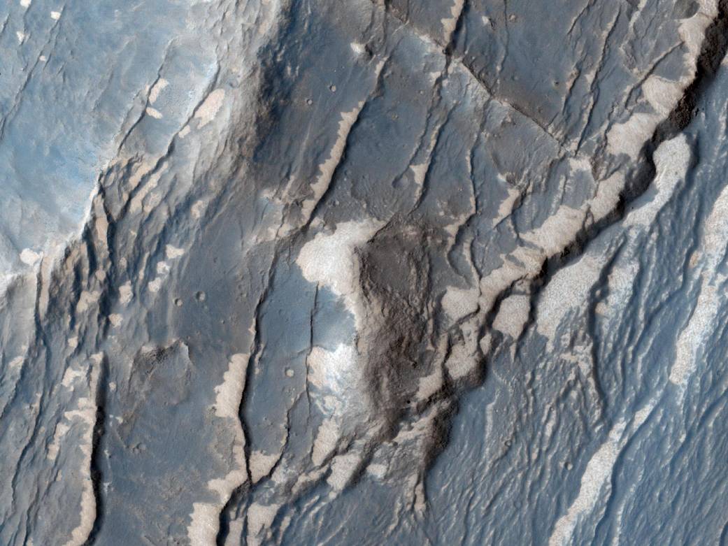 Claritas Fossae, Mars