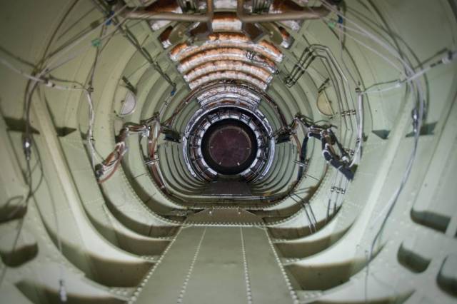 Within the Rear Fuselage of ER-2 #809
