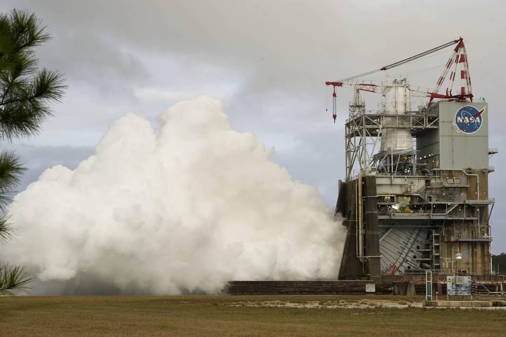 Final J-2X Engine Test for 2011