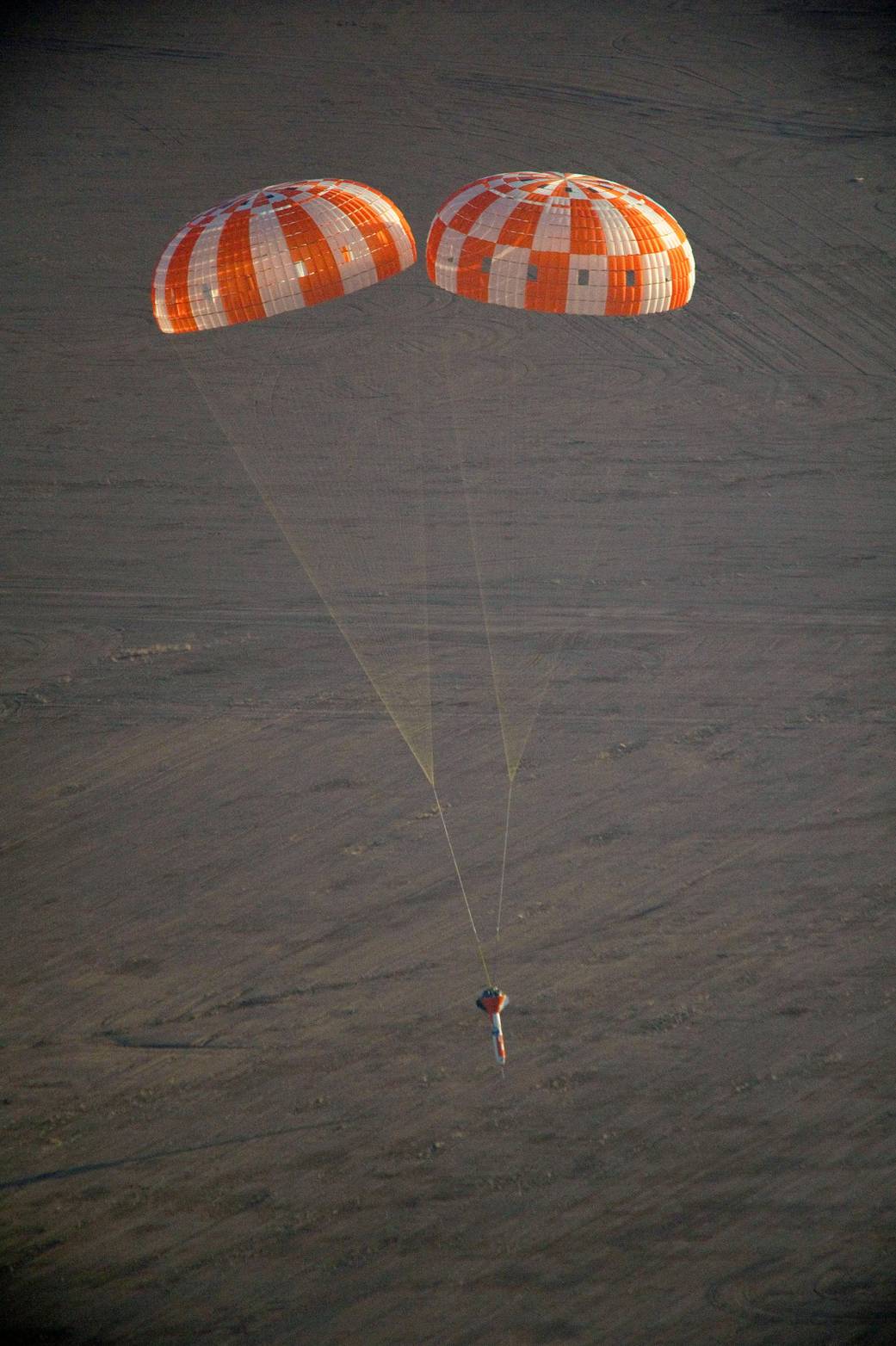 Orion Parachute Test, Dec. 20, 2011