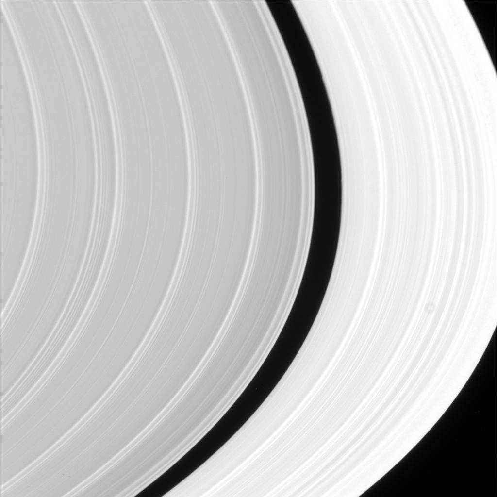 Closeup of Saturn rings