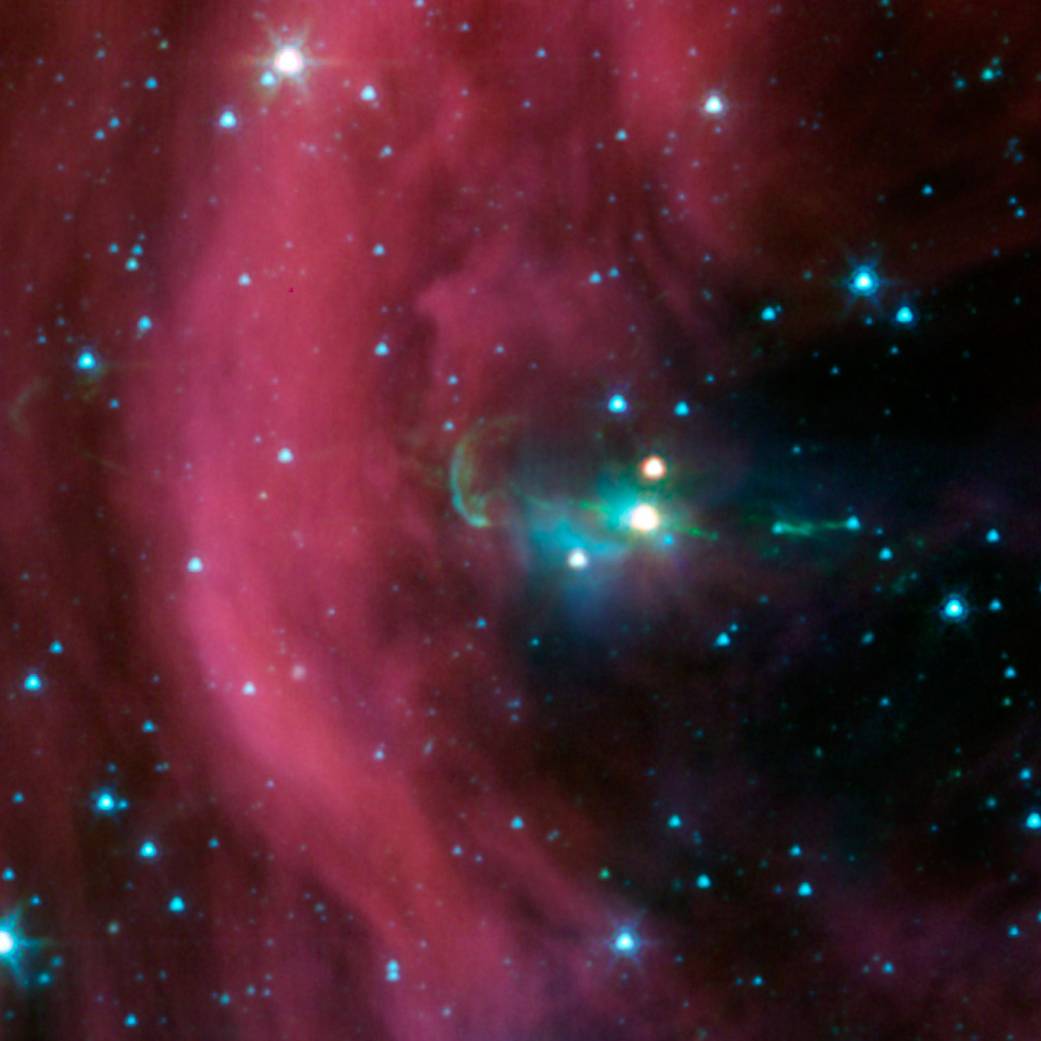 Spitzer Telescope Finds Hidden Jet