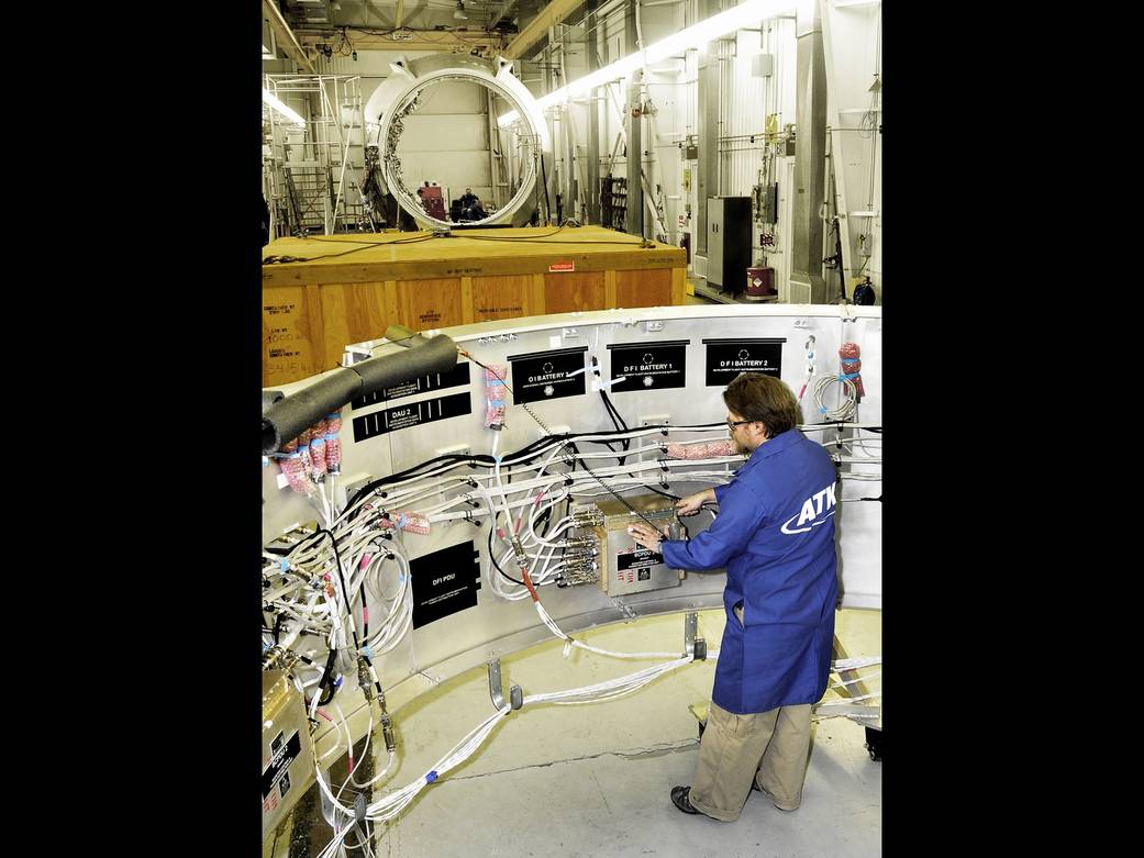 Adjusting Avionics Instrumentation for SLS Flight Control Test 1