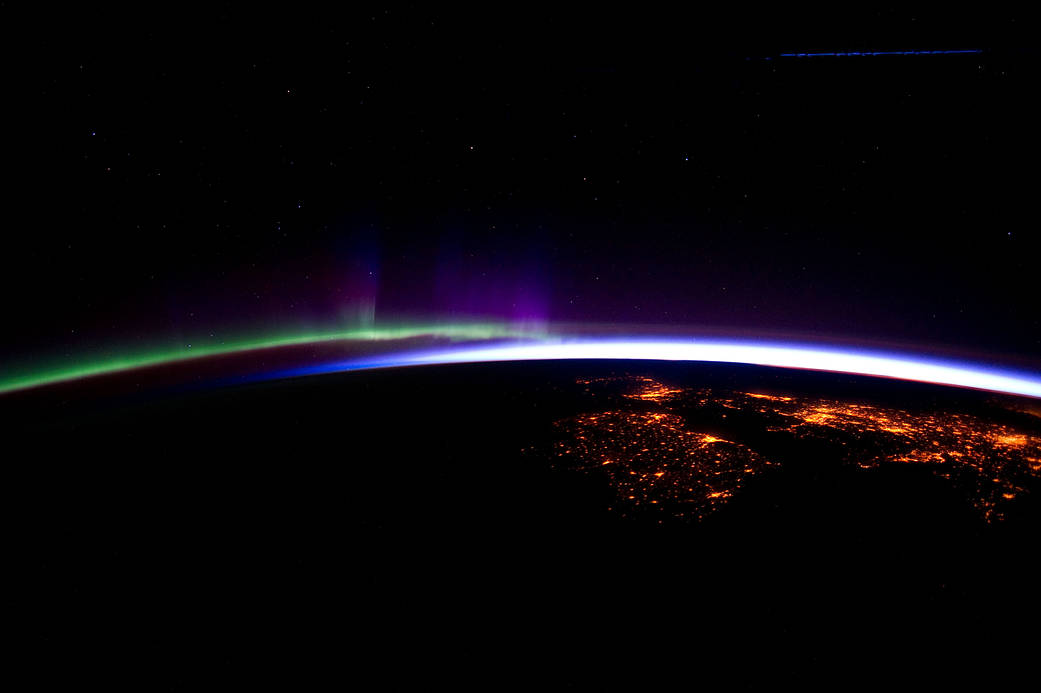 Horizon Over the North Atlantic