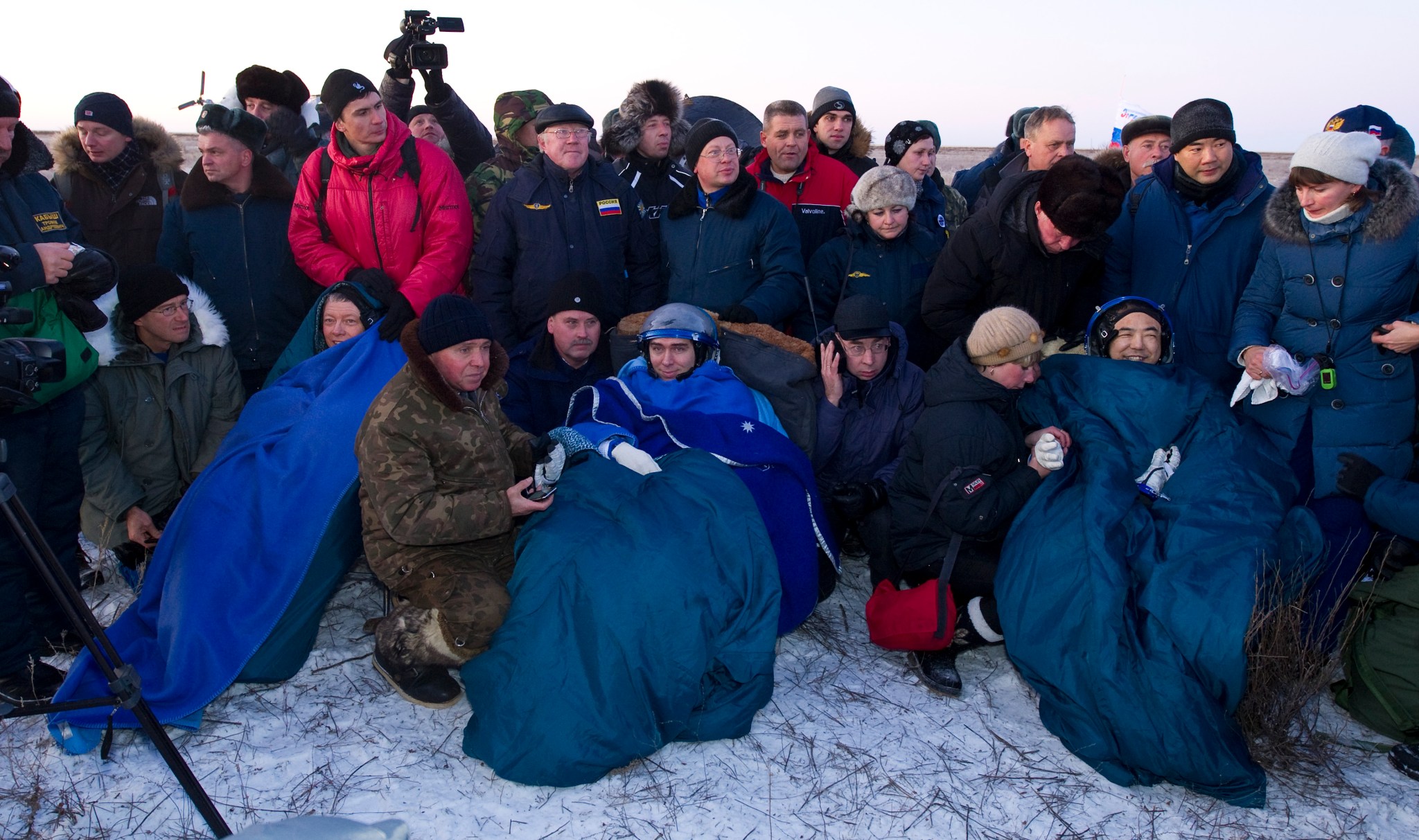 Expedition 29 Crew Lands in Kazakhstan