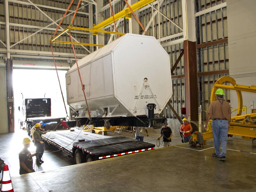 Final RS-25 Engine Arrives at Stennis