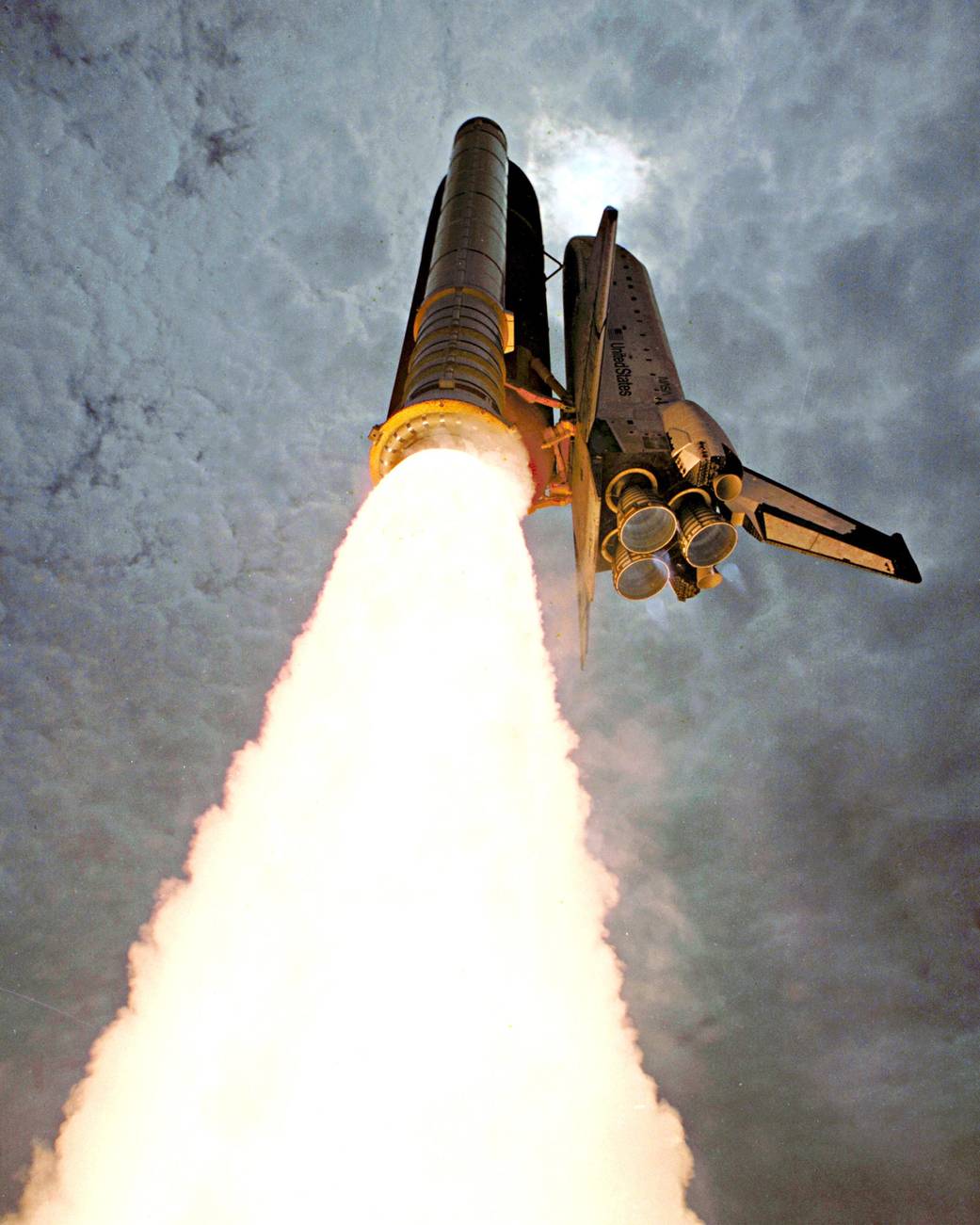 Launch of shuttle Columbia on STS-50 mission.