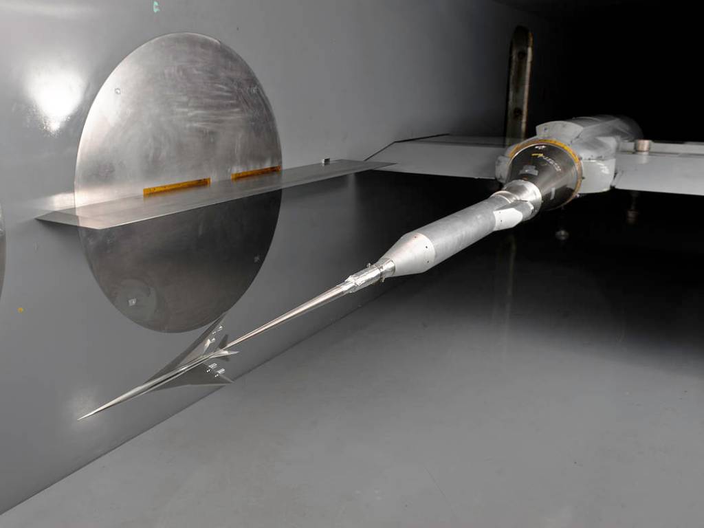 Ames Low Boom Wing Tail Model