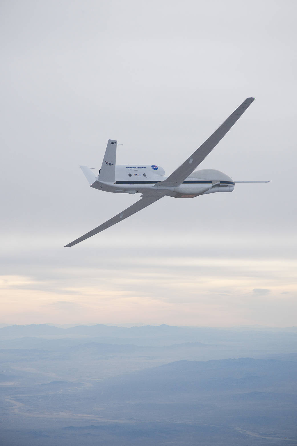 Global Hawk UAV-to-UAV Refueling Demonstration