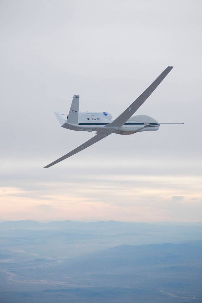 Global Hawk UAV-to-UAV Refueling Demonstration