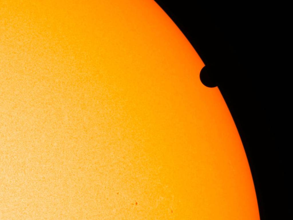 Venus Transit Egress as Seen by SDO’s HMI Instrument