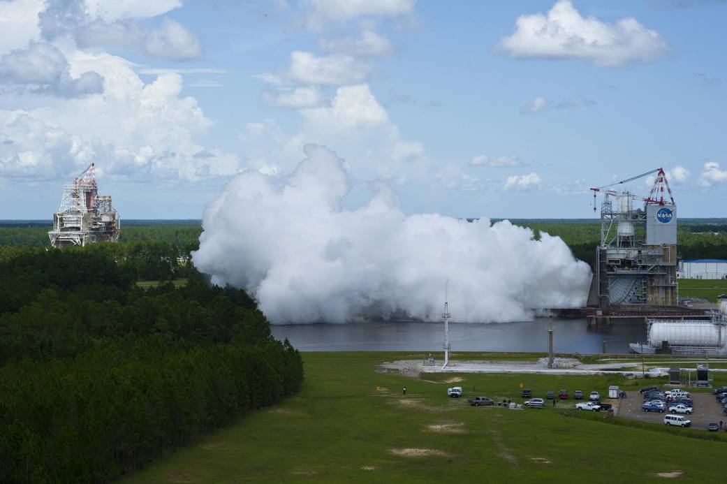 J-2X Engine With Nozzle Extension Goes the Distance