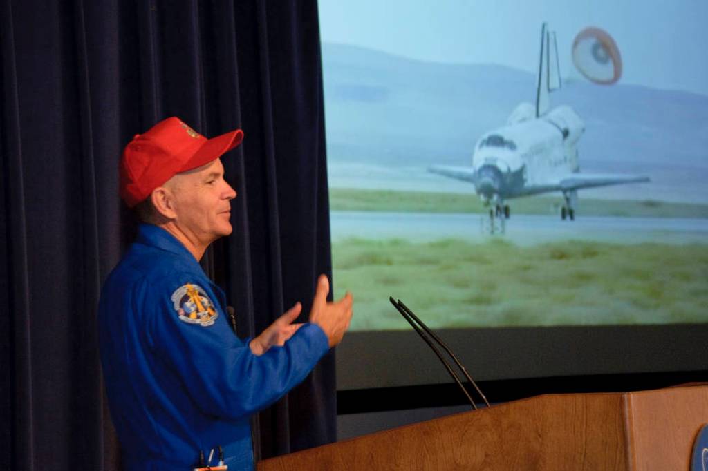 Rick Sturckow Recaps STS-128 Shuttle Mission