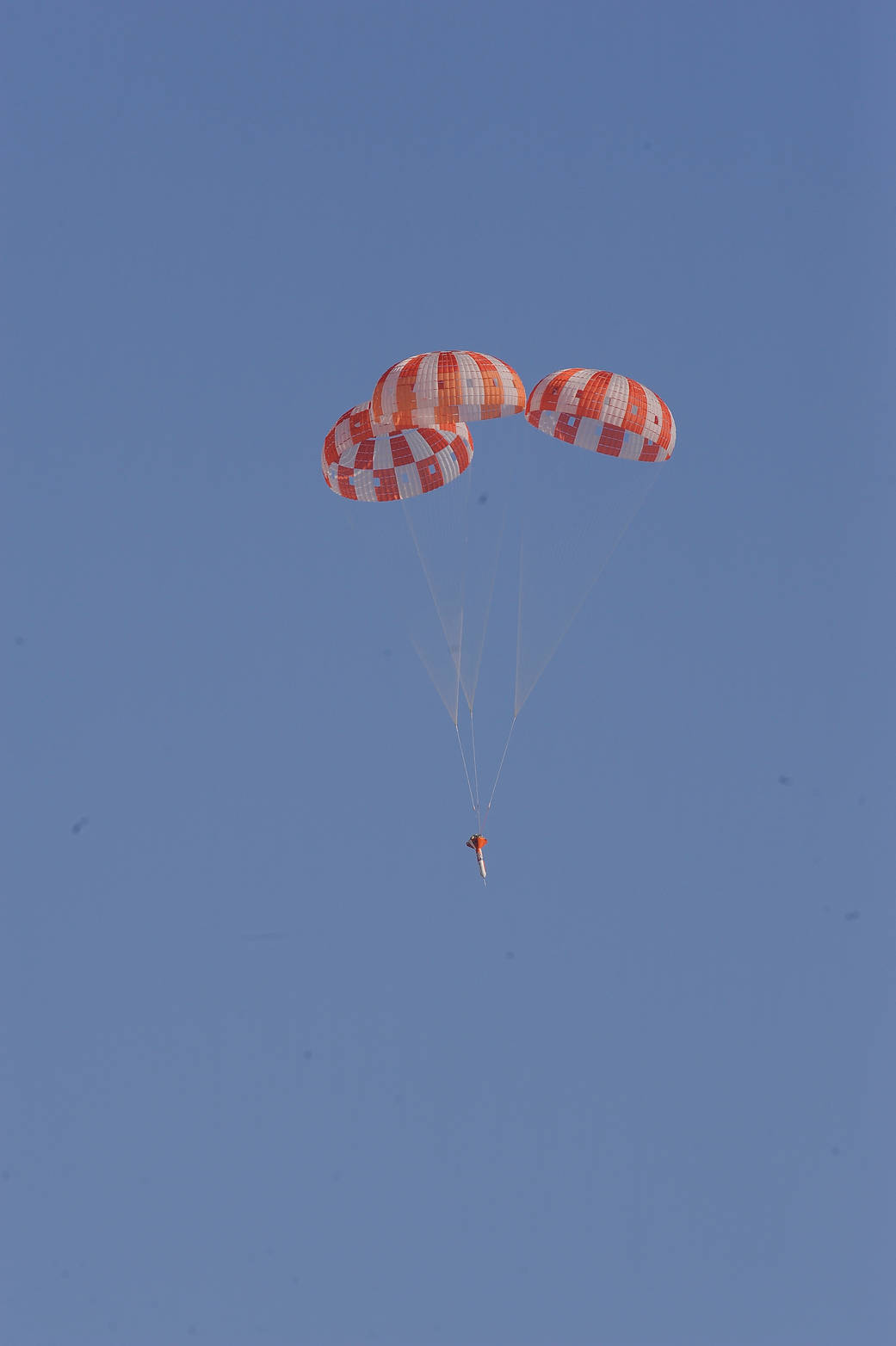 Aug. 28, 2012, Orion Parachute Test