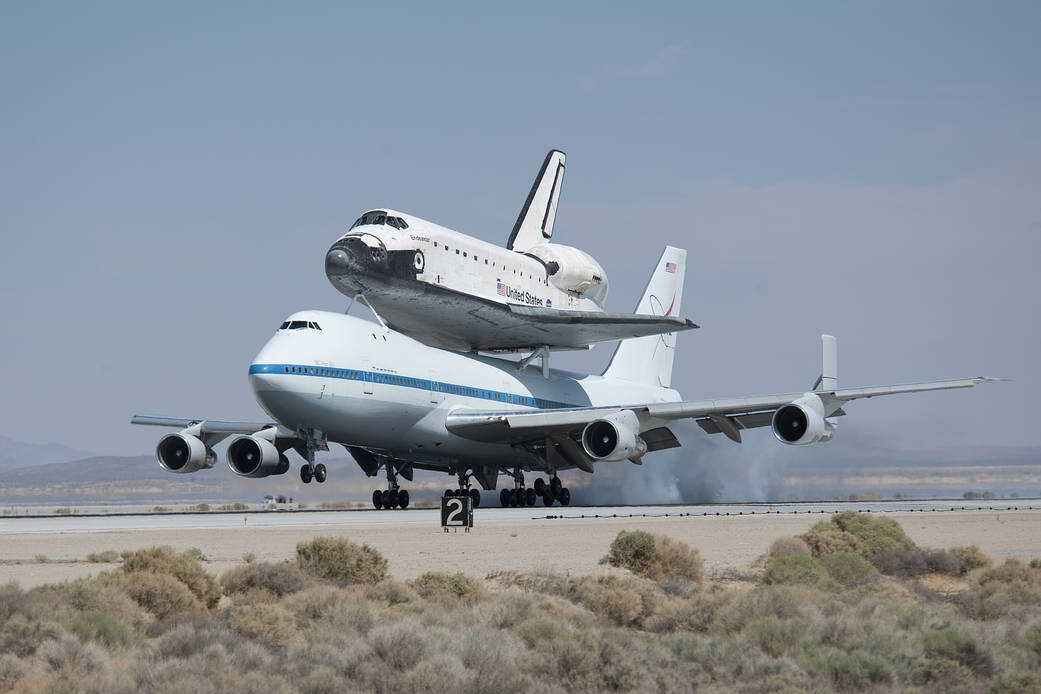 Blue Skies Greet Endeavour, SCA at Edwards Landing