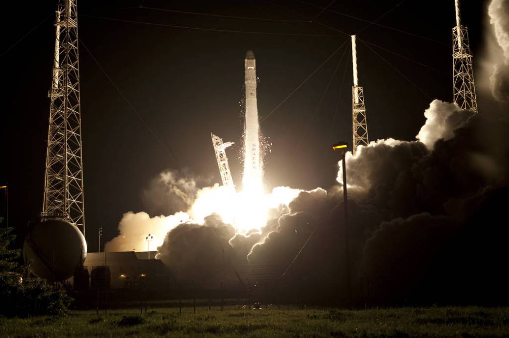 Falcon Liftoff!