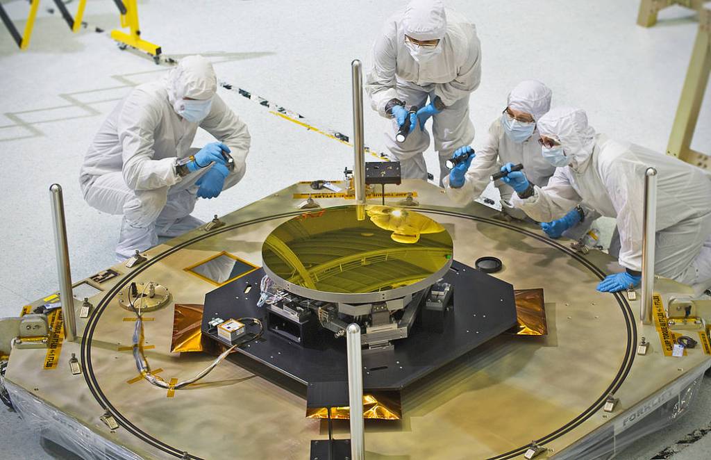 A Clear Reflection on Webb Telescope’s Secondary Mirror