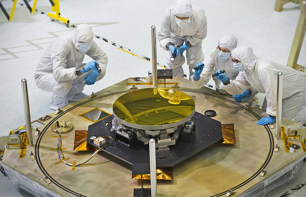 A Clear Reflection on Webb Telescope's Secondary Mirror