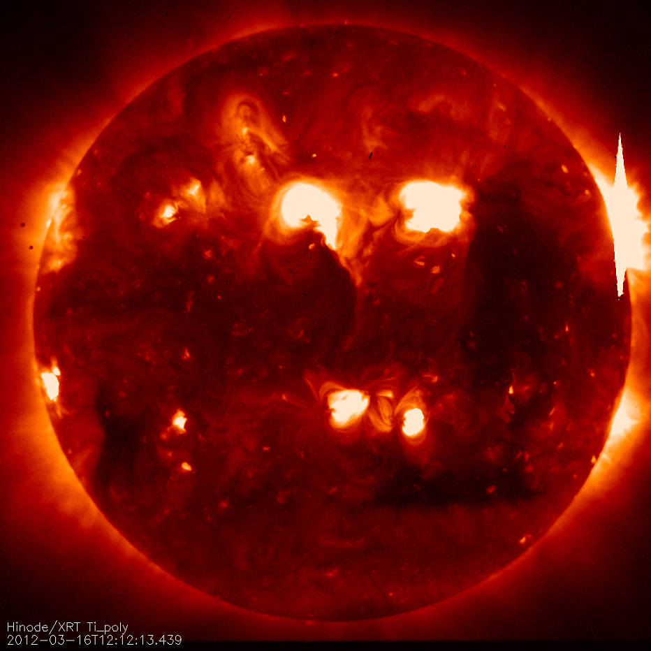 Hinode's View of Sun on March 16, 2012